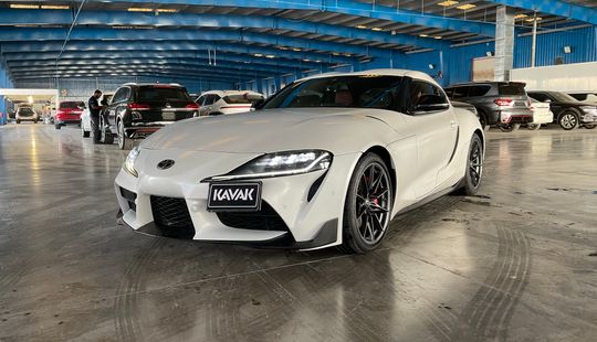 Toyota • Supra