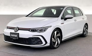 Volkswagen • Golf