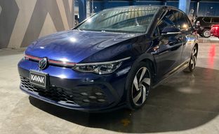 Volkswagen • Golf