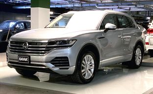 Volkswagen • Touareg
