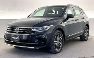 Volkswagen • Tiguan