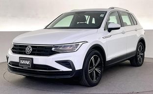 Volkswagen • Tiguan