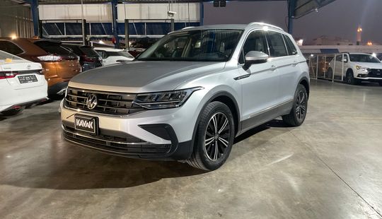 Volkswagen • Tiguan