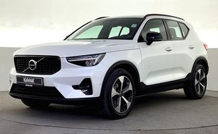 Volvo • XC40