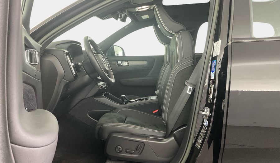 Volvo Xc40 B4 ULTIMATE Suv 2023