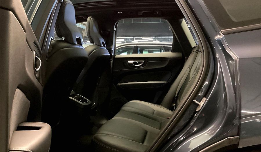 Volvo Xc60 B5 ULTIMATE DARK Suv 2023