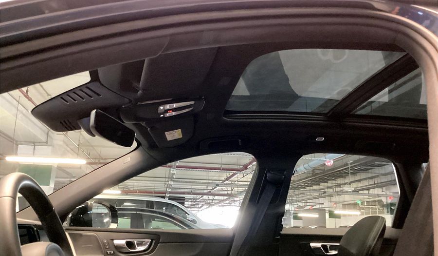 Volvo Xc60 B5 ULTIMATE DARK Suv 2023