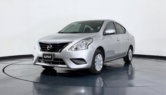 Nissan Versa Sense 2017