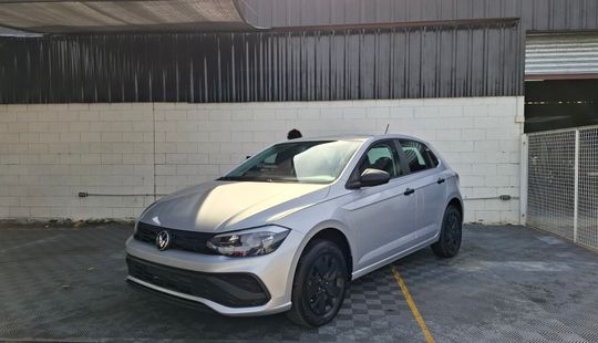 Volkswagen • Polo