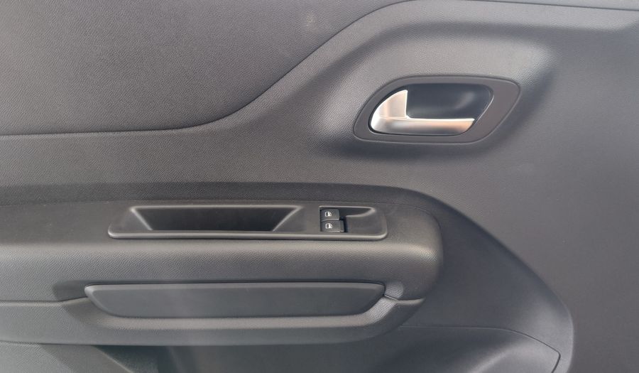 Citroen C3 Aircross 1.0 T200 SHINE AUTO Suv 2026