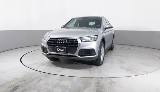 Audi • Q5