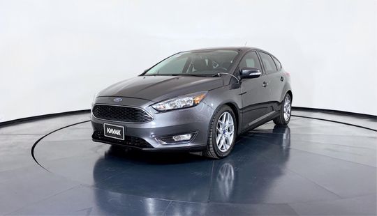 Ford • Focus
