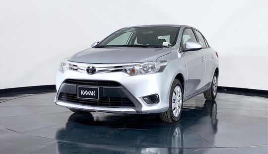 Toyota Yaris Core Sedan-2017