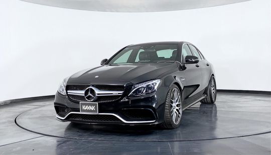 Mercedes Benz • Clase C