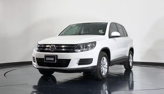 Volkswagen • Tiguan