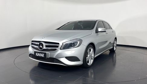 Mercedes Benz A 200 TURBO URBAN Hatchback 2013