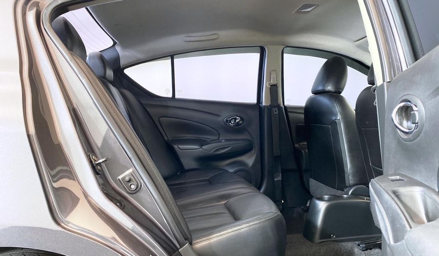 Nissan Versa START UNIQUE Sedan 2017