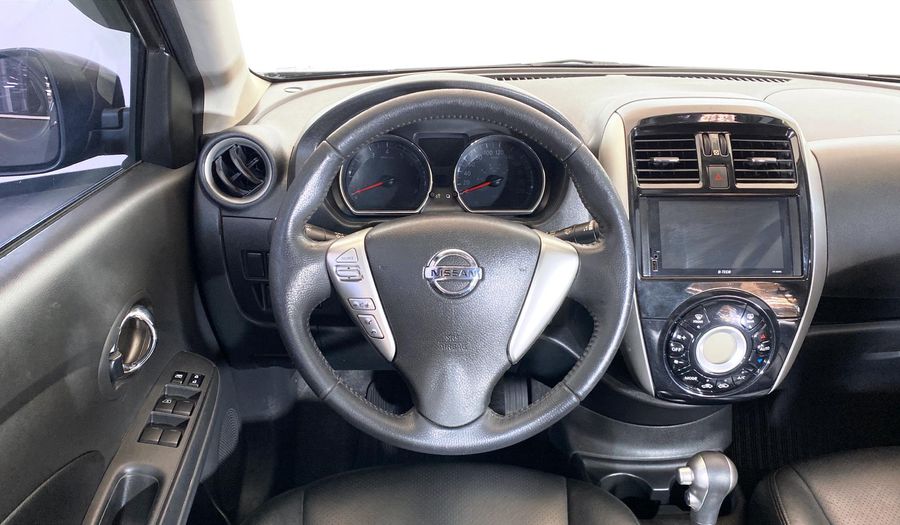 Nissan Versa START UNIQUE Sedan 2017