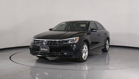 Volkswagen Passat 2.5 HIGHLINE-2017