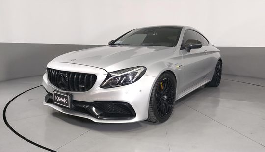 Mercedes Benz • Clase C