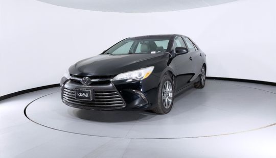 Toyota Camry XLE-2015