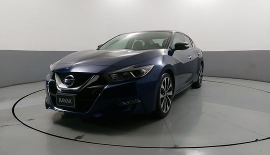 Nissan • Maxima