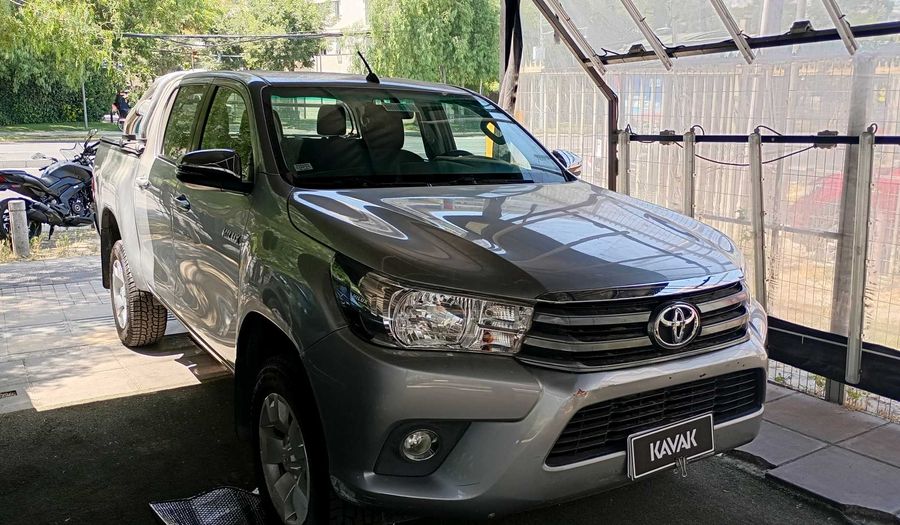 Toyota Hilux 2.7 SR Pickup 2019