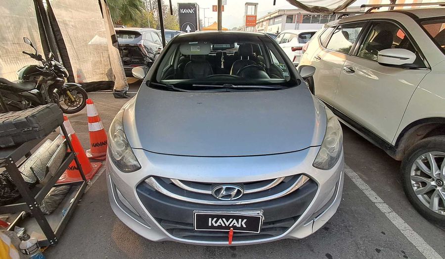 Hyundai I30 1.8 GLS GD SUN FULL AUTO Hatchback 2014