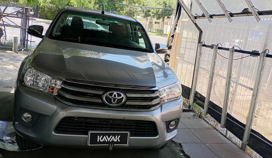 Toyota Hilux 2.7 SR Pickup 2019