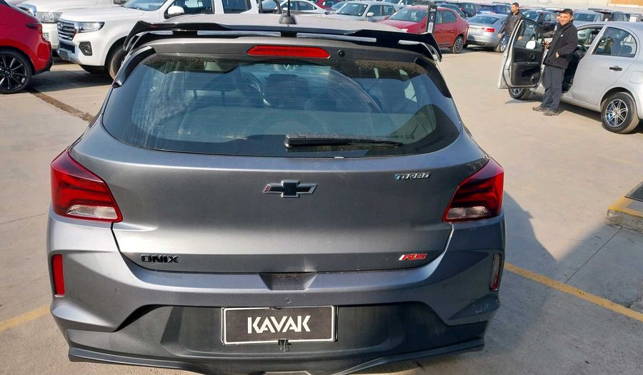 Chevrolet Onix 1.0T RS Hatchback 2022