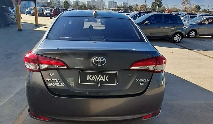 Toyota Yaris 1.5 GLI Sedan 2022