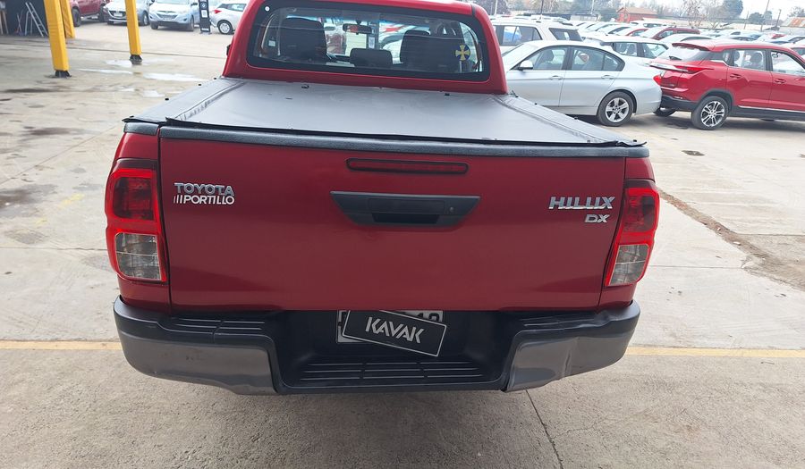 Toyota Hilux 2.4D DX Pickup 2022