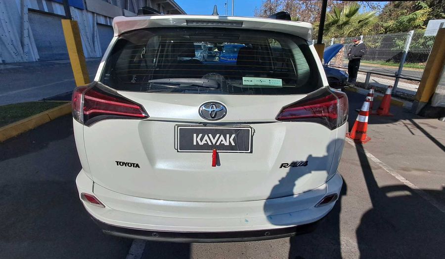 Toyota Rav4 2.0 CVT LUJO Suv 2018