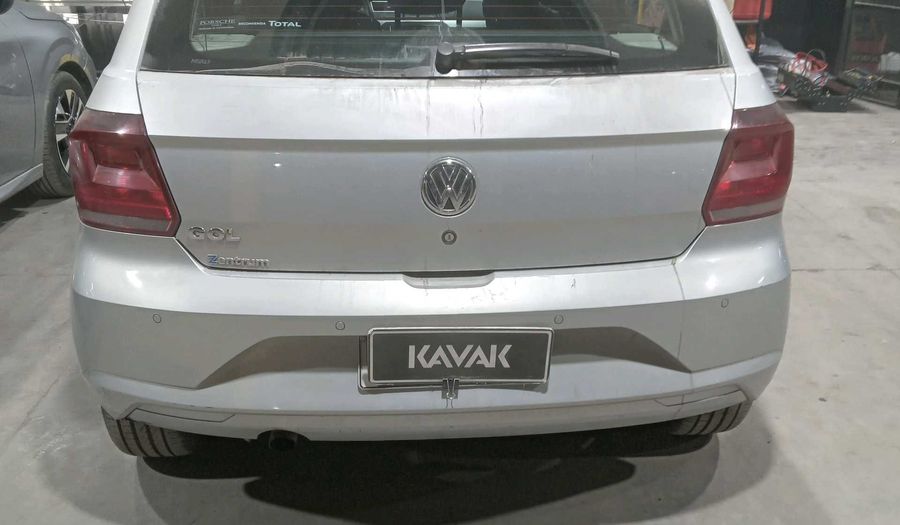 Volkswagen Gol 1.6 HIGHLINE Hatchback 2021