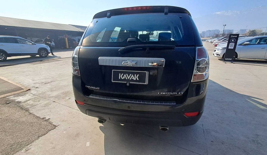 Chevrolet Captiva 2.4 LT AUTO SA Suv 2013