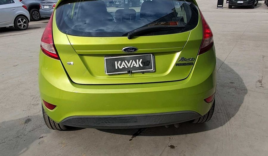 Ford Fiesta 1.6 SE Hatchback 2013