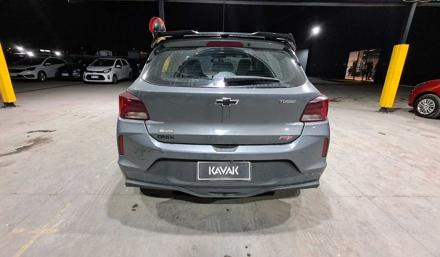 Chevrolet Onix 1.0T RS Hatchback 2021
