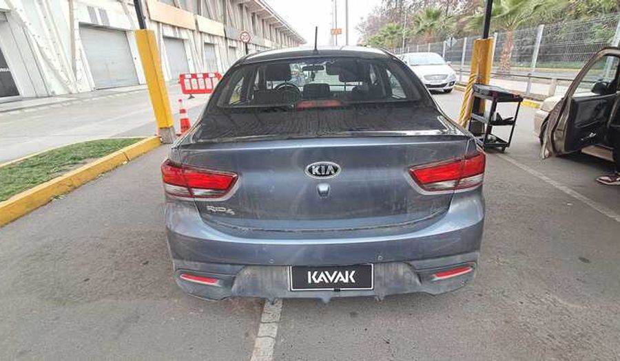 Kia Rio 4 1.4 LX AC ABS Sedan 2020