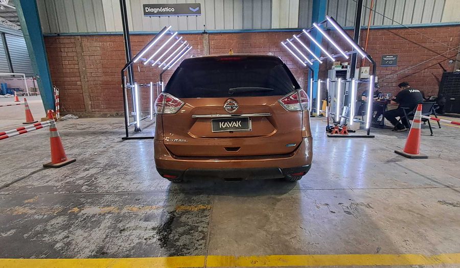 Nissan X-trail 2.5 CVT ADVANCE Suv 2015