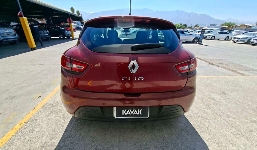 Renault Clio 1.2 EXPRESSION RED Hatchback 2017