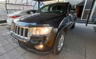 Jeep • Grand Cherokee