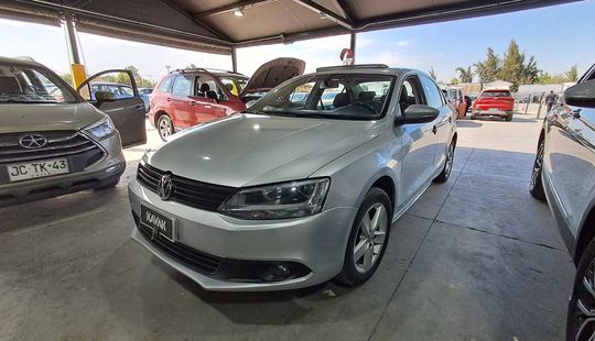 Volkswagen • Vento