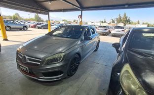 Mercedes Benz • Clase A