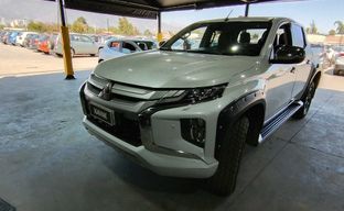 Mitsubishi • L200