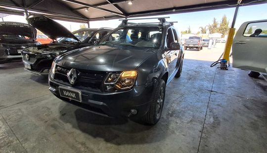 Renault • Duster