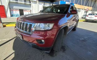 Jeep • Grand Cherokee