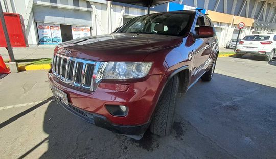 Jeep • Grand Cherokee