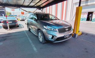 Kia • Sorento