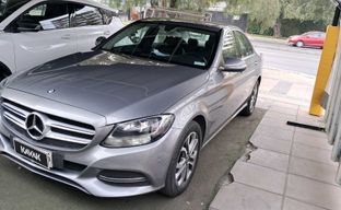 Mercedes Benz • Clase C
