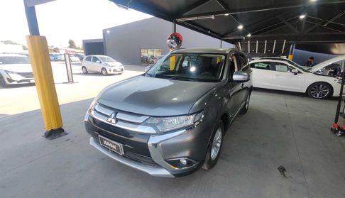 Mitsubishi Outlander 2.0 CVT Suv 2018